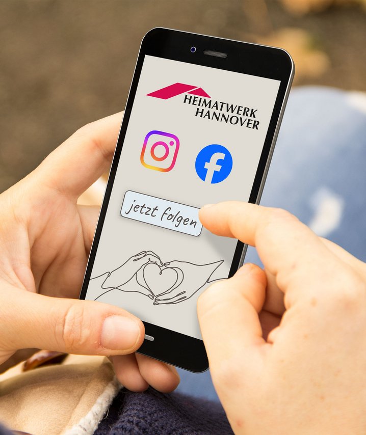 Handybildschirm mit Instagram- und Facebook-Logo