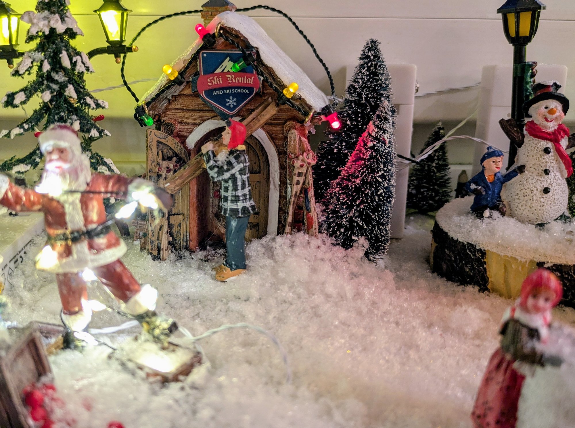 Winterliche Landschaft im Miniaturland